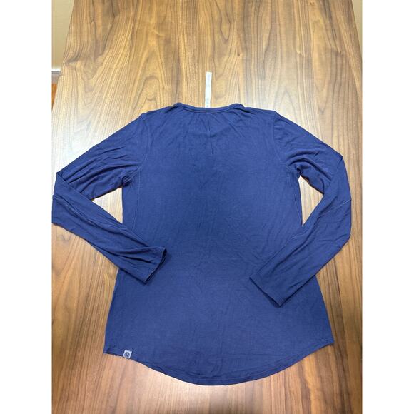 Lululemon hold tight long sleeve shirt, size 14 - Picture 4 of 5